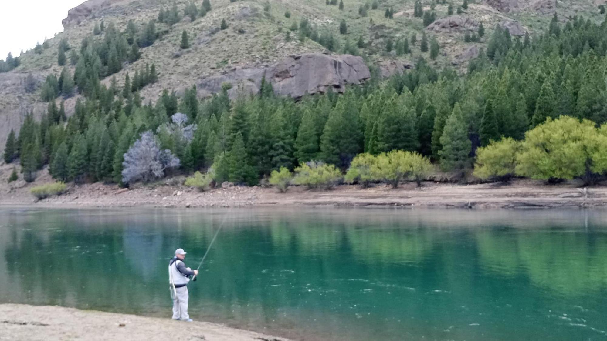 Bardas Del Limay Dormi-Con Hidromasaje - Totalmente Equipado Plottier Zewnętrze zdjęcie